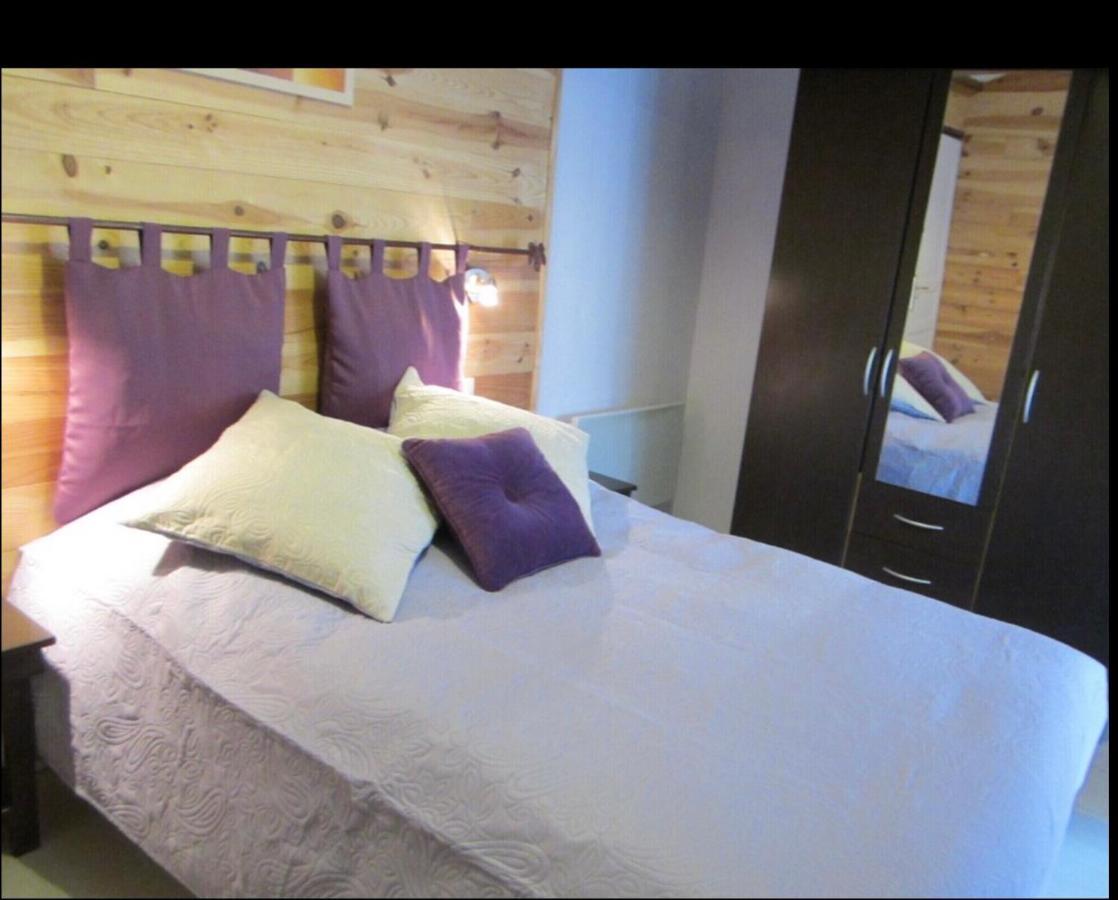Chambres, Table D'Hotes Et Gites Les Mesanges Saint-Jean-de-Sauves Exterior foto